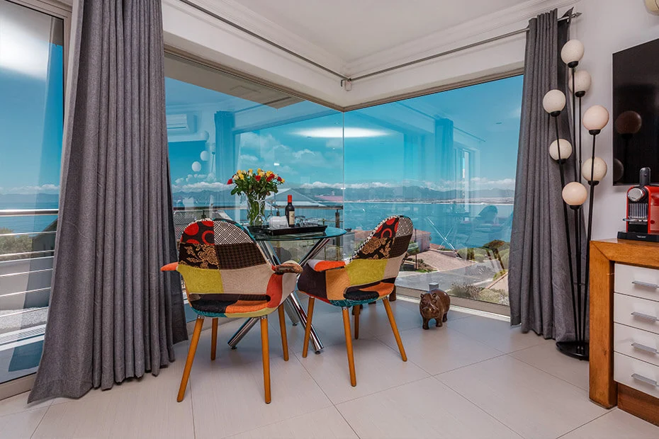 Sea Star Lodge interior