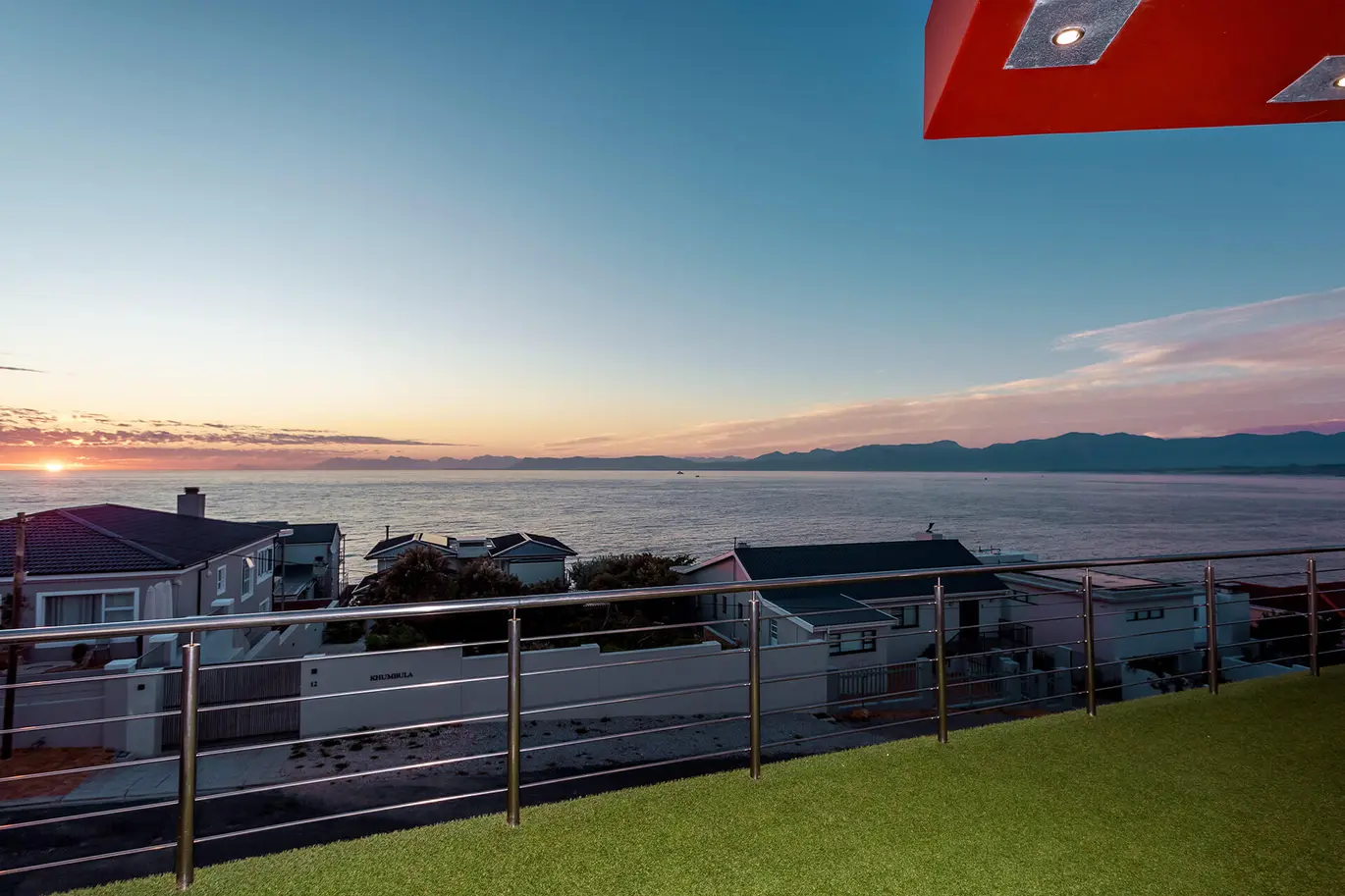 Sundowner Deck